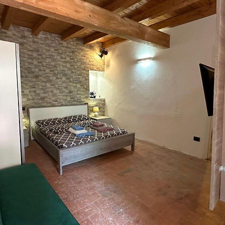 Appartamenti In Centro Storico A 15 Min Dal Lago D'Iseo - Free Wi-Fi - Ac Pallazzolo sullʼOglio Kültér fotó