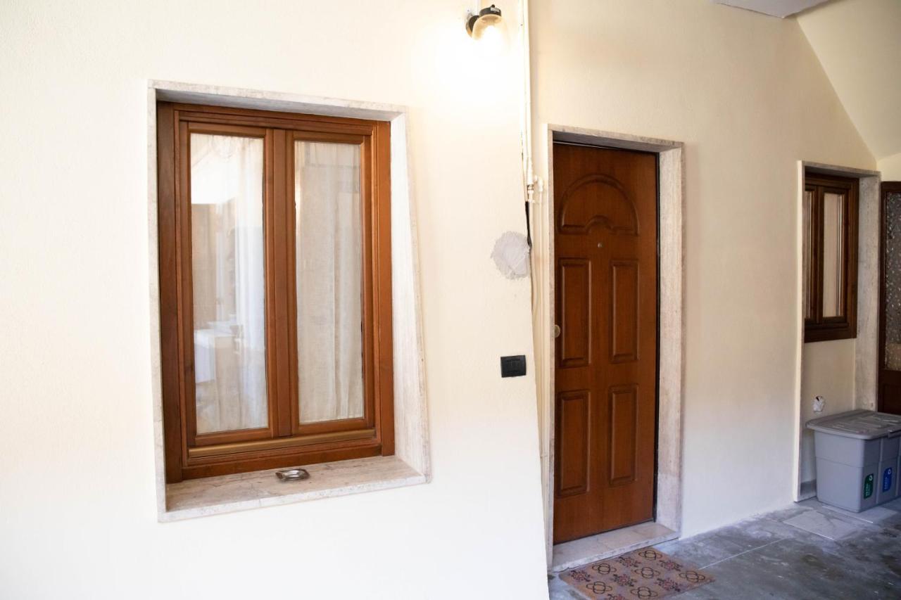 Appartamenti In Centro Storico A 15 Min Dal Lago D'Iseo - Free Wi-Fi - Ac Pallazzolo sullʼOglio Kültér fotó