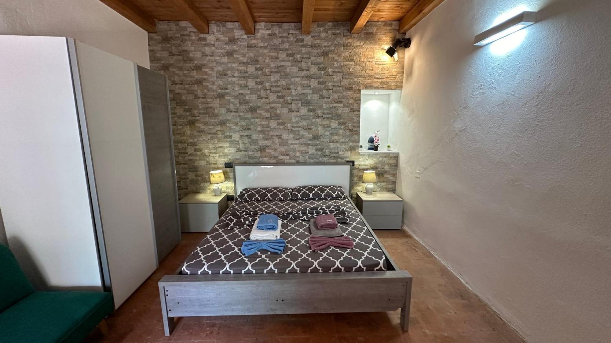 Appartamenti In Centro Storico A 15 Min Dal Lago D'Iseo - Free Wi-Fi - Ac Pallazzolo sullʼOglio Kültér fotó